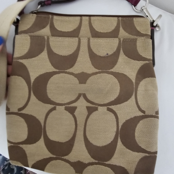 Coach purse crossbody - Picture 2 of 10
